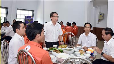 Công đoàn Công ty thủy điện Ialy tổ chức “Bữa cơm Công đoàn”