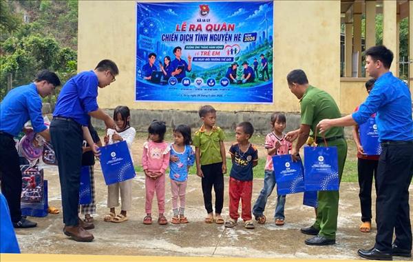 Đoàn Cở sở Công ty đồng hành cùng Đoàn thanh niên địa phương