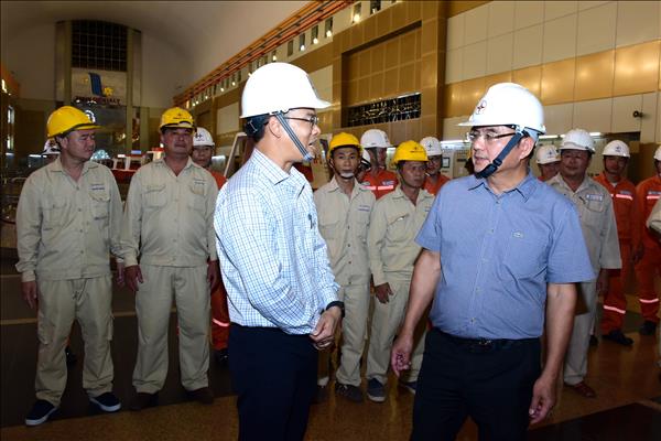 Chủ tịch HĐTV EVN Dương Quang Thành làm việc tại Thủy điện Ialy